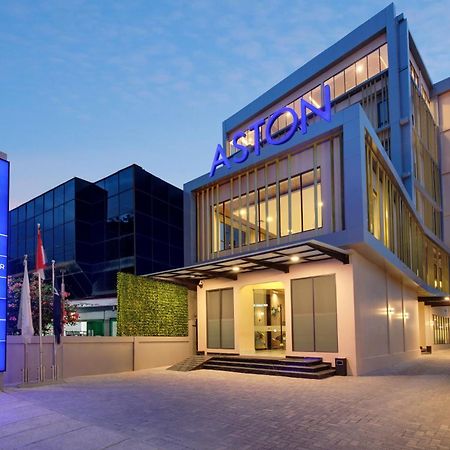 Aston Palu Hotel & Conference Center Экстерьер фото