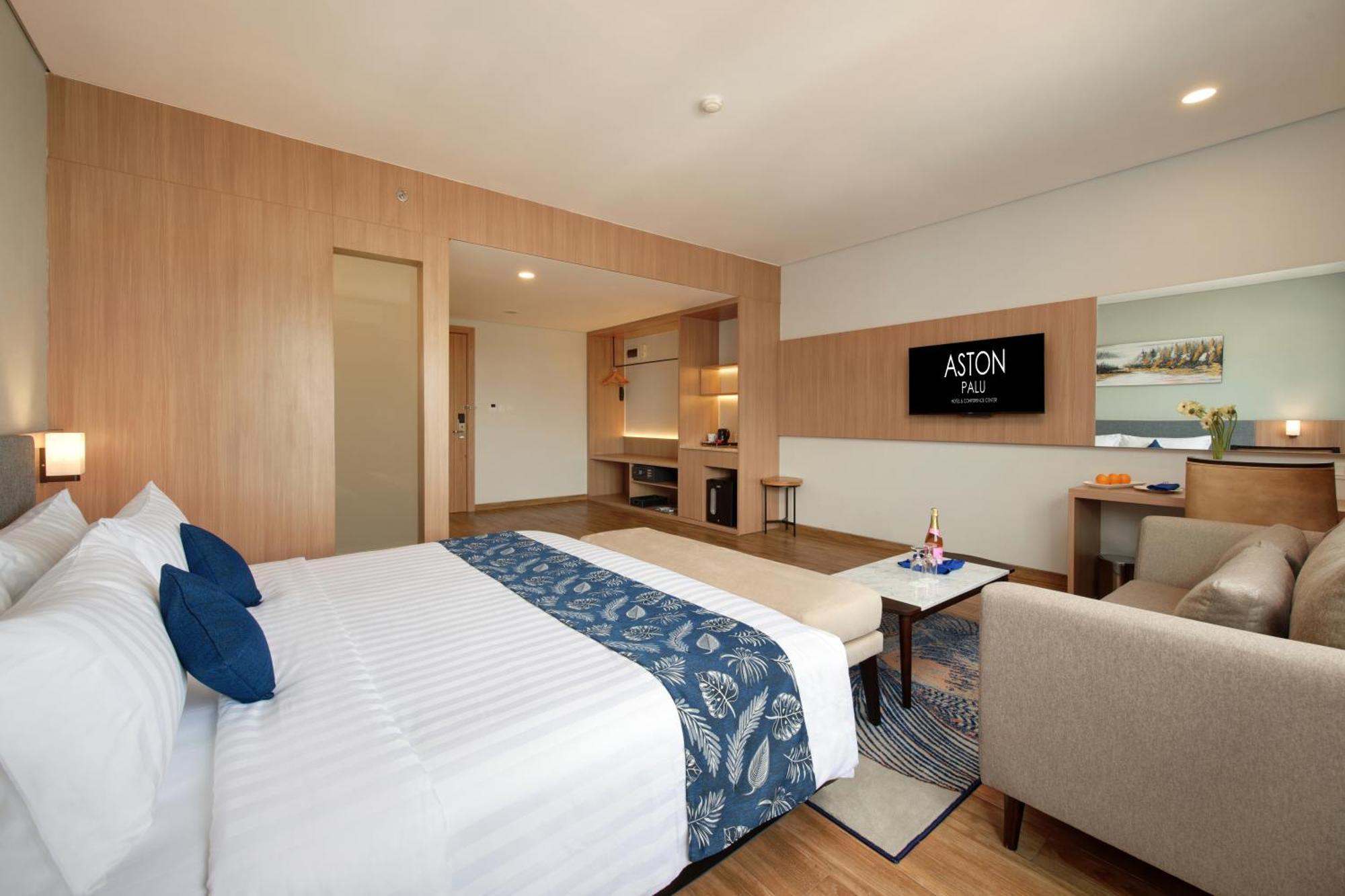 Aston Palu Hotel & Conference Center Экстерьер фото