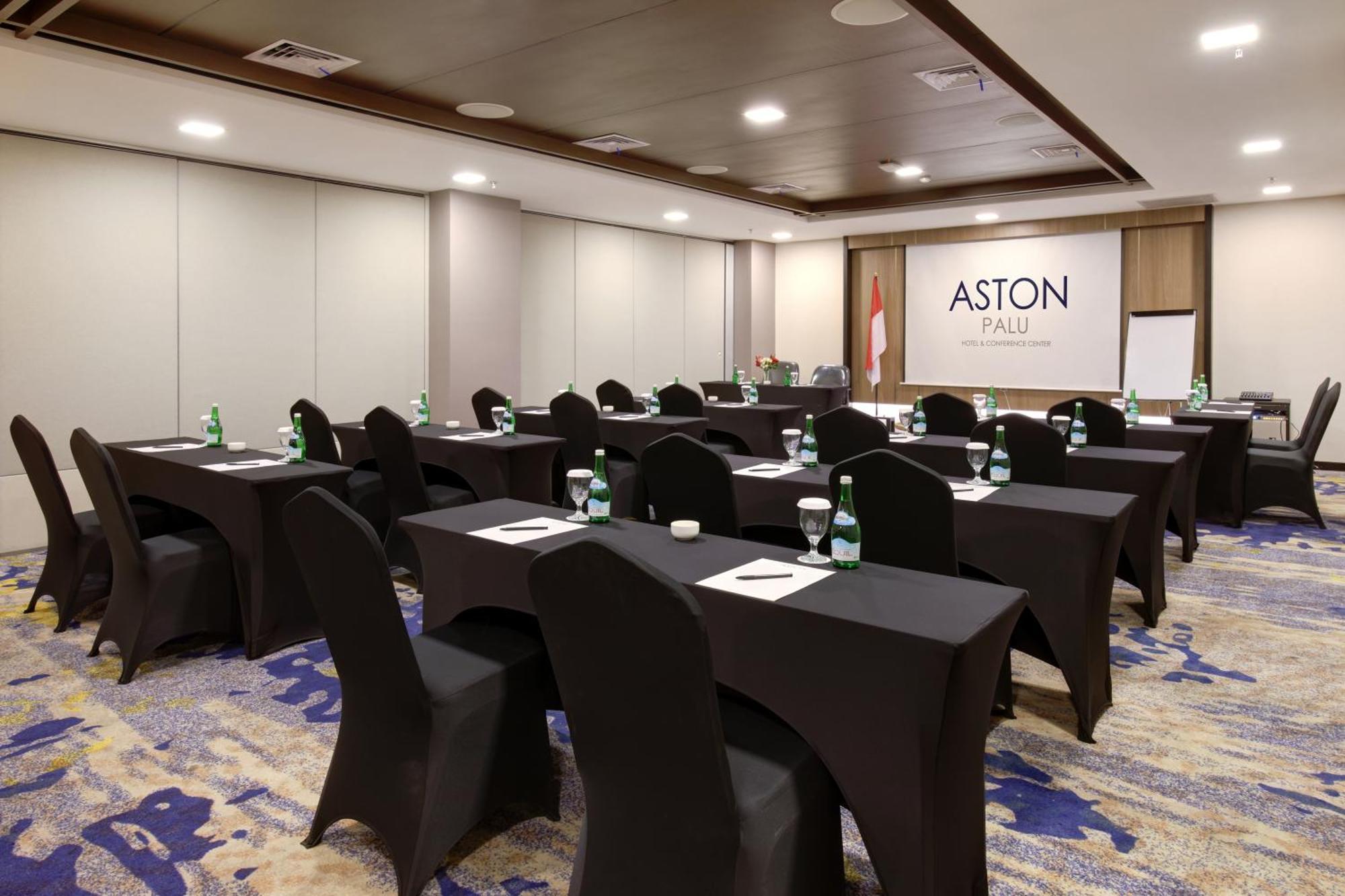 Aston Palu Hotel & Conference Center Экстерьер фото